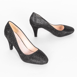 Czarne czółenka na szpilce Daisy 1