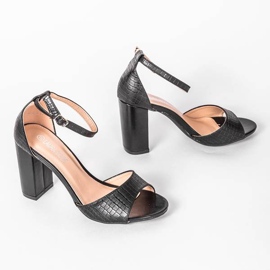 Czarne sandały na słupku Milano 1