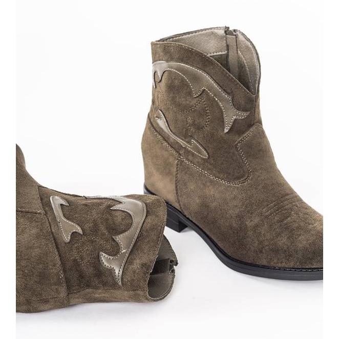 Zielone botki na krytym koturnie Ana 1