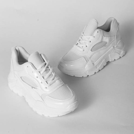 Białe sneakersy na platformie Serena 3