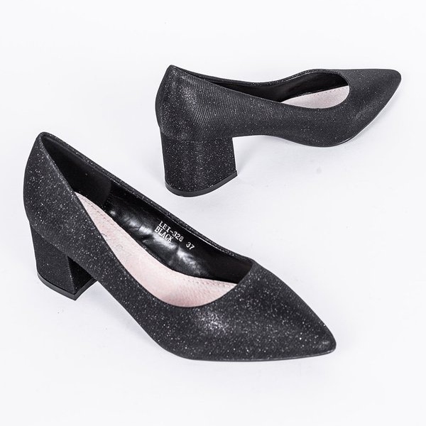 Czarne świecące czółenka na słupku Laity 1