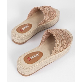 Różowe klapki na platformie Sudden Draft 1