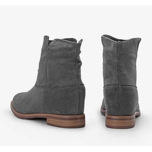 Szare botki na krytym koturnie Veni 2