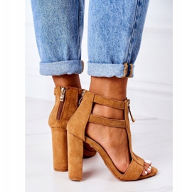 PS1 Zamszowe Sandały Na Słupku Camel Folly brązowe 2