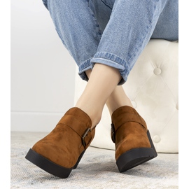 Camelowe półbuty na słupku Leonie brązowe 1