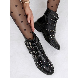 Botki z ćwiekami czarne M8AX1658-18 Black 1