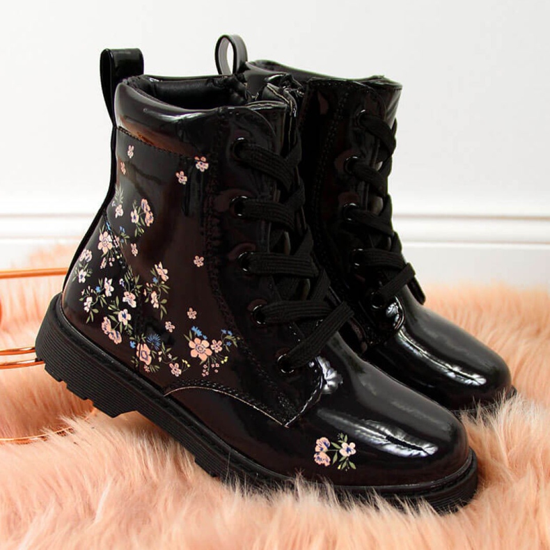 Glany dziewczęce ocieplane Jr EVE326 czarne białe 1