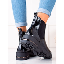 Czarne Sztyblety Sergio Leone 1