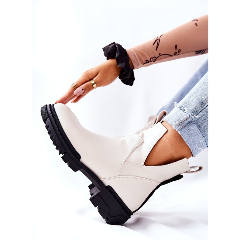 POTOCKI Botki Z Wycięciem Na Suwak Białe Corano 2