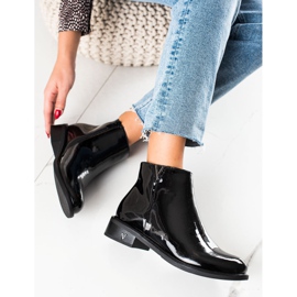 Czarne Lakierowane Botki VINCEZA 1