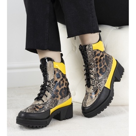 Czarne traperki w motywie zwierzęcym Felisa 1