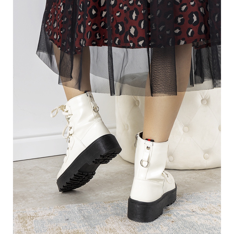 Białe botki na wysokiej podeszwie Orane ecru 2