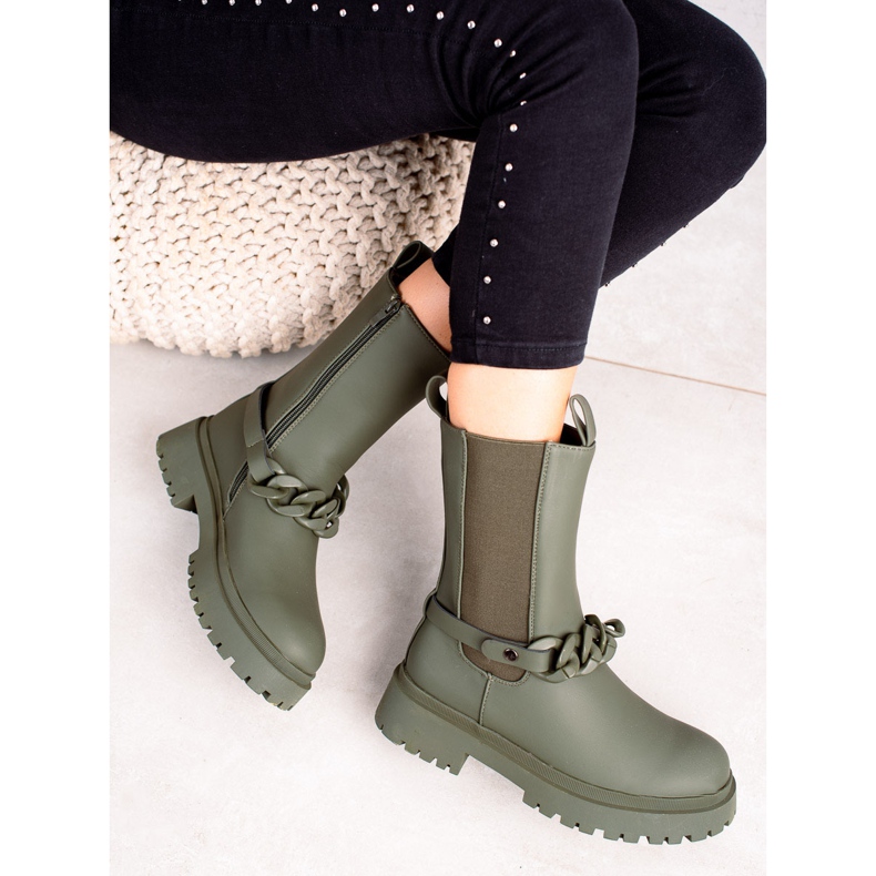 TRENDI Zielone Workery Z Ozdobnym Paskiem 2