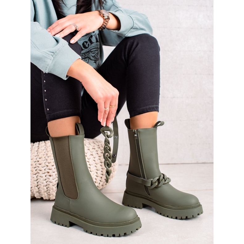 TRENDI Zielone Workery Z Ozdobnym Paskiem 1