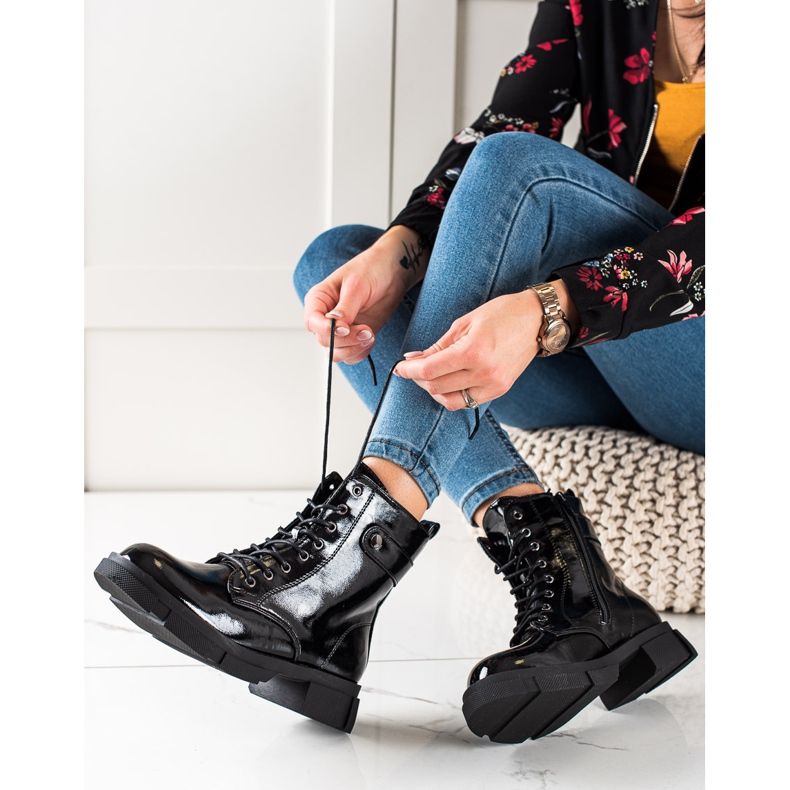 Goodin Klasyczne Lakierowane Workery czarne 1