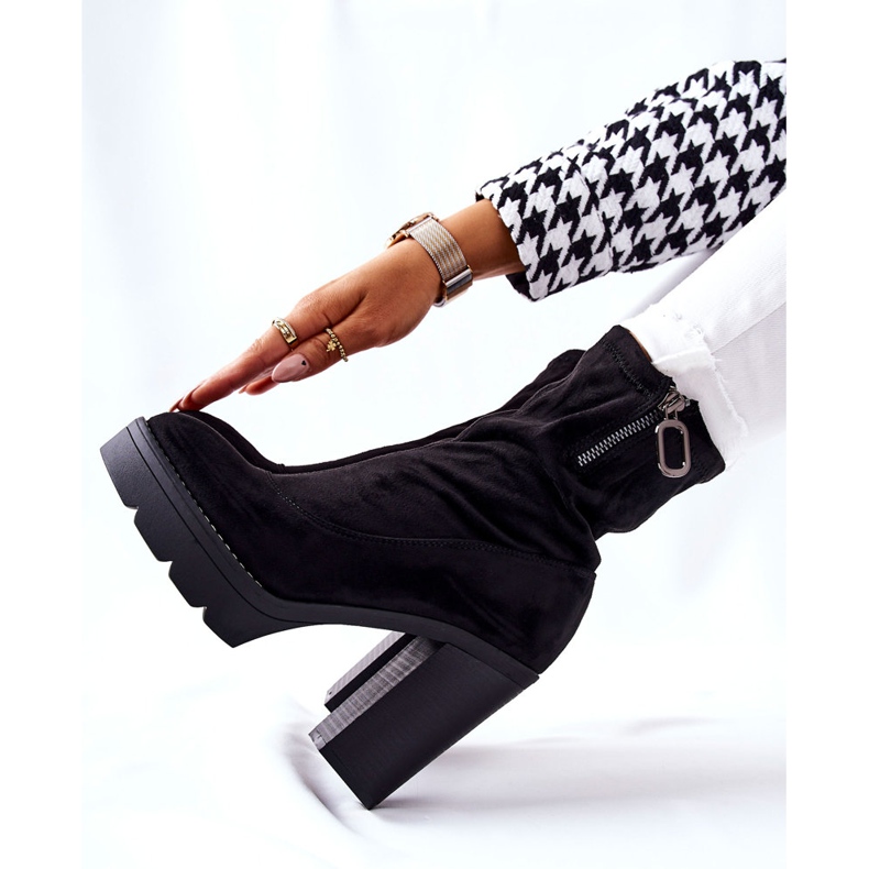 PG1 Zamszowe Botki Na Słupku Czarne Marlevo 2