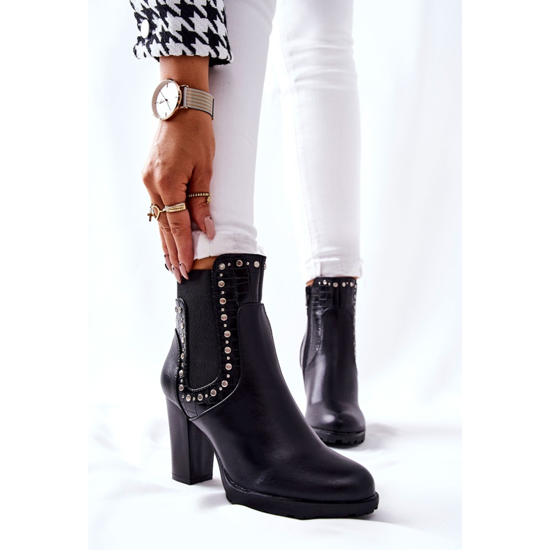 PG1 Botki Na Słupku Z Dżetami Czarne Wissey 1