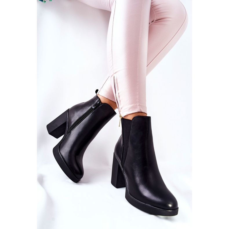 PG1 Skórzane Botki Na Słupku Czarne Linari 2