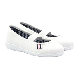 Kapcie dziewczęce czeszki Befado 274X013 białe 4