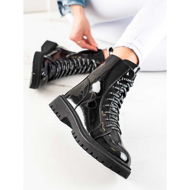 TRENDI Czarne Sznurowane Botki 1