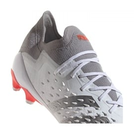 Buty piłkarskie adidas Predator Freak.1 Low Ag M GZ2806 białe szary, biały 2