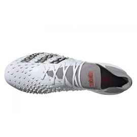 Buty piłkarskie adidas Predator Freak.1 Low Ag M GZ2806 białe szary, biały 4