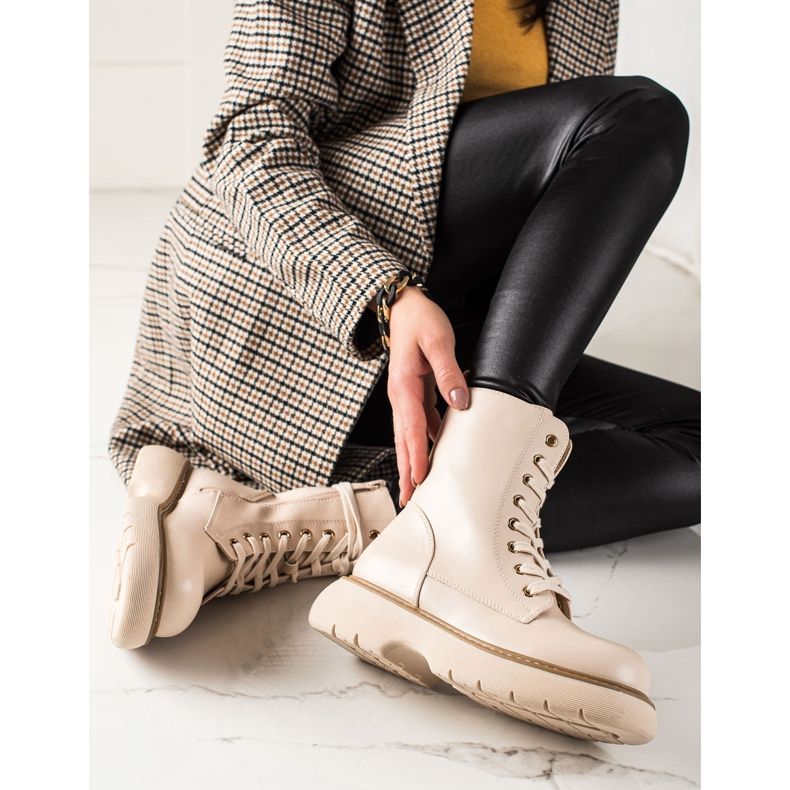 TRENDI Beżowe workery na platformie beżowy 1