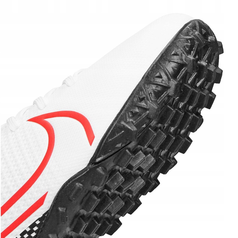 Buty piłkarskie Nike Vapor 13 Academy Tf Jr AT8145-160 białe 1