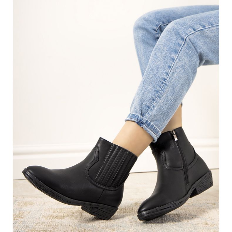 Czarne botki kowbojki ocieplane Jolicoeur 1