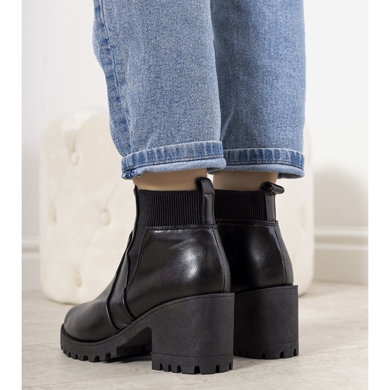 Czarne botki ocieplane na słupku Ruel 1