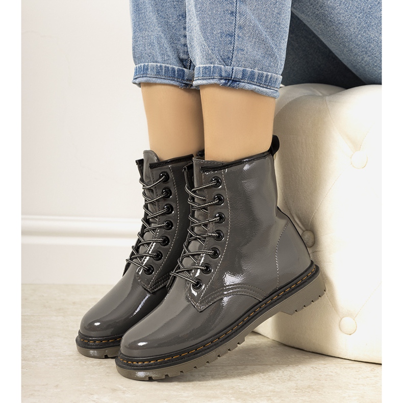 Grafitowe trapery ocieplane damskie Doiron czarne 1