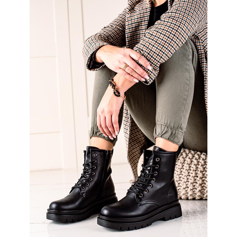 Klasyczne ocieplane traperki czarne 1