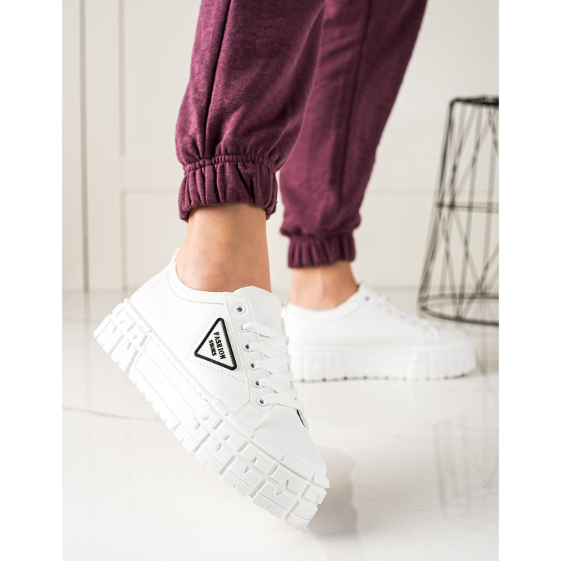 Goodin Trampki Z Eko Skóry Na Platformie białe 1