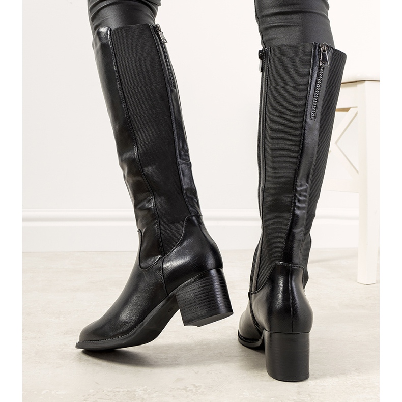 Czarne oficerki na słupku ocieplane Jurado 1