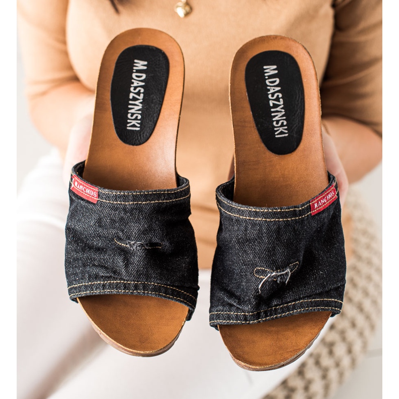 M.Daszyński Klapki Na Koturnie czarne 1