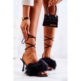 FM1 Sandały Na Szpilce Z Futerkiem Czarne Lindsay 2