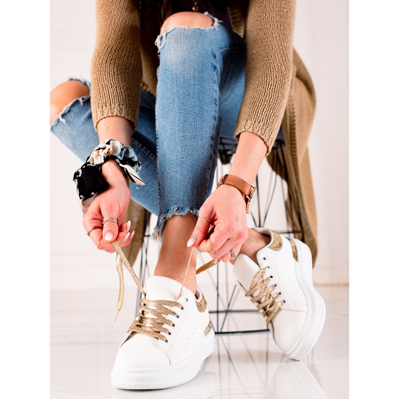 BUONAROTTI Sneakersy Ze Złotymi Wstawkami białe 1