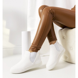 Białe sneakersy damskie Avelaine 1
