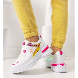 Biało różowe sneakersy z holograficznymi wstawkami Going białe 2