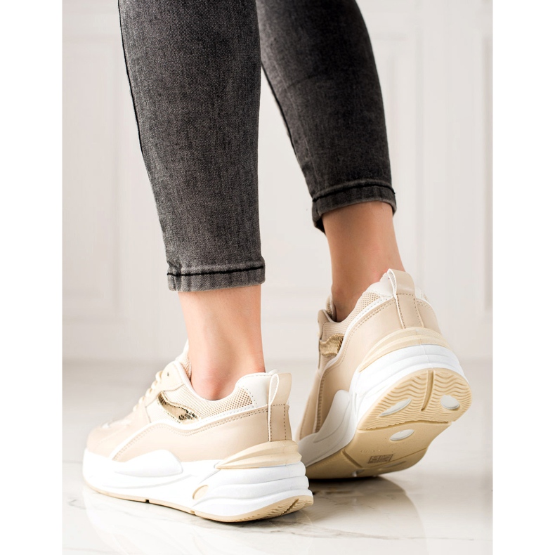 Ideal Shoes Sneakersy Na Platformie beżowy 1