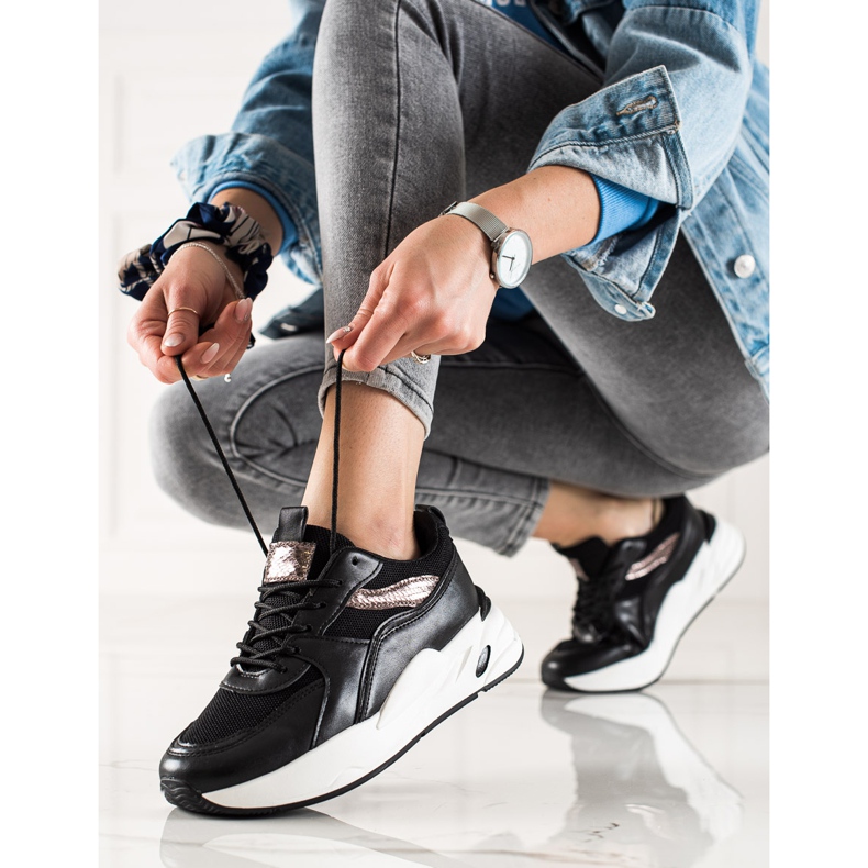 Ideal Shoes Sneakersy Na Platformie czarne 1