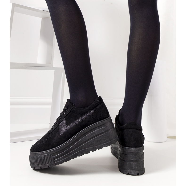 Czarne sneakersy na wysokiej podeszwie Botan 1