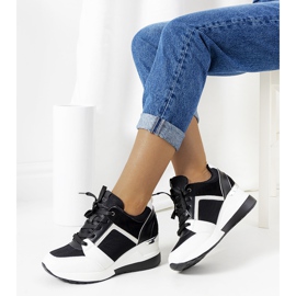 Czarno białe sneakersy na koturnie Lockett czarne 1