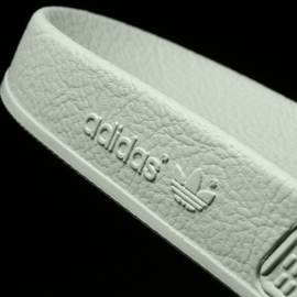 Klapki adidas Originals Adillette W BA7540 białe 3