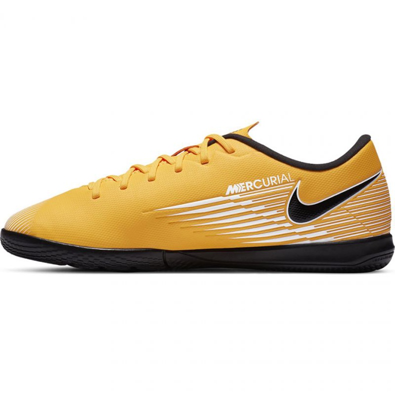 Buty piłkarskie Nike Mercurial Vapor 13 Academy Ic Jr AT8137 801 żółte żółcie 1