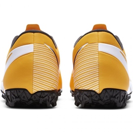 Buty piłkarskie Nike Mercurial Vapor 13 Academy Tf M AT7996 801 czarny, pomarańczowy, żółty żółcie 4