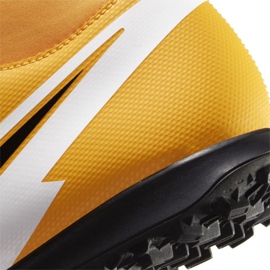 Buty piłkarskie Nike Mercurial Superfly 7 Club Tf M AT7980 801 wielokolorowe żółcie 8