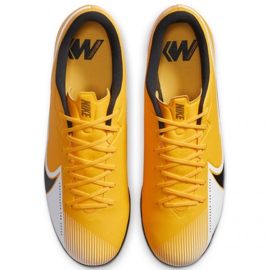 Buty piłkarskie Nike Mercurial Vapor 13 Academy M Ic AT7993 801 wielokolorowe żółcie 2