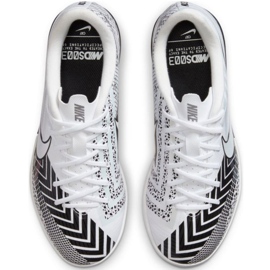 Buty piłkarskie Nike Mercurial Vapor 13 Academy Mds Ic Jr CJ1175 110 białe wielokolorowe 2