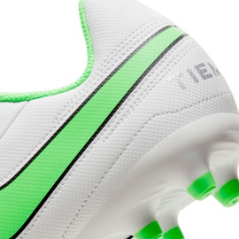 Buty piłkarskie Nike Tiempo Legend 8 Club FG/MG Jr AT5881-030 wielokolorowe białe 7